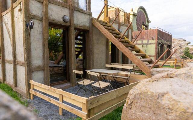 Havenburg Flugmaschinenbauer Wohnung unten rechts