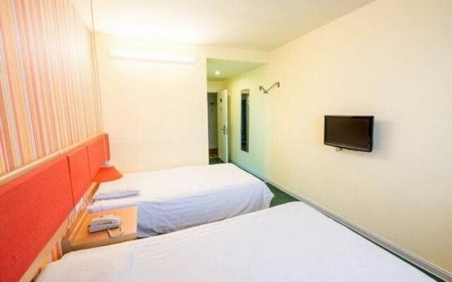 Home Inn Dalian Changchun Road Beishidao Street