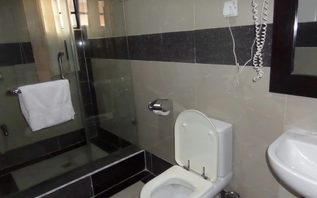 Primal Hotel Ikeja GRA