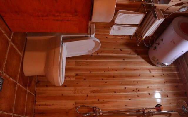 Shangri La Gold Year Youth Hostel