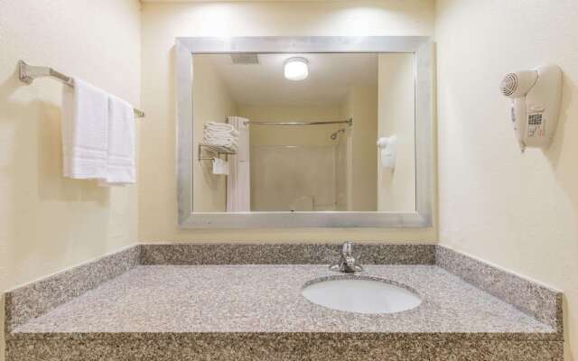 Days Inn by Wyndham Coliseum Montgomery AL