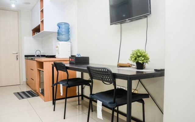 Comfy Studio at The Springlake Summarecon Apartment