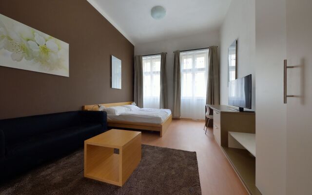 DownTown Suites Chlumova