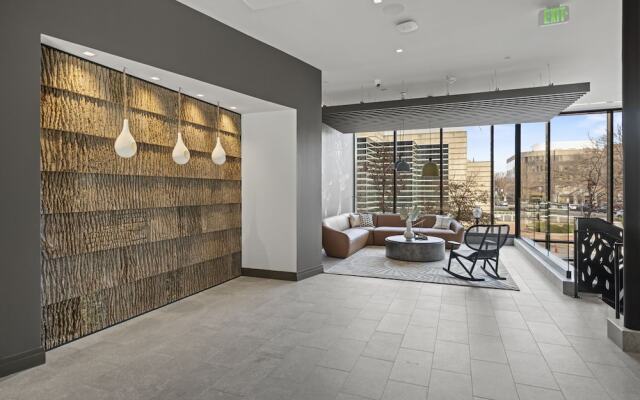 Placemakr Cathedral Heights