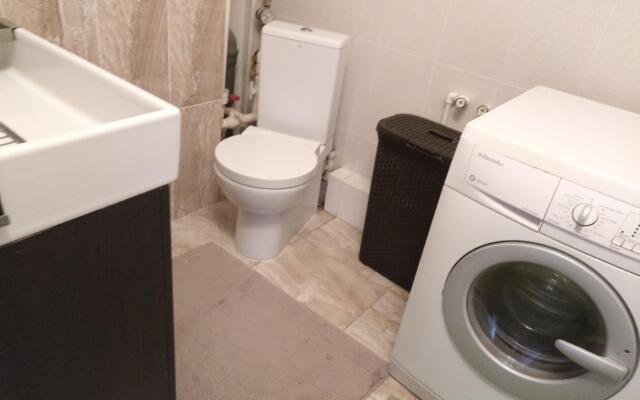 Апартаменты на улице Сулимова 92Б