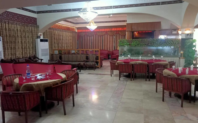 Hotel De Mall