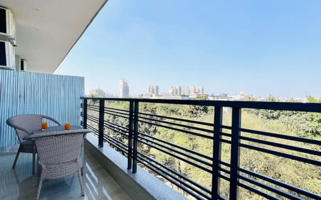 Zen Suites - Golf Course Road