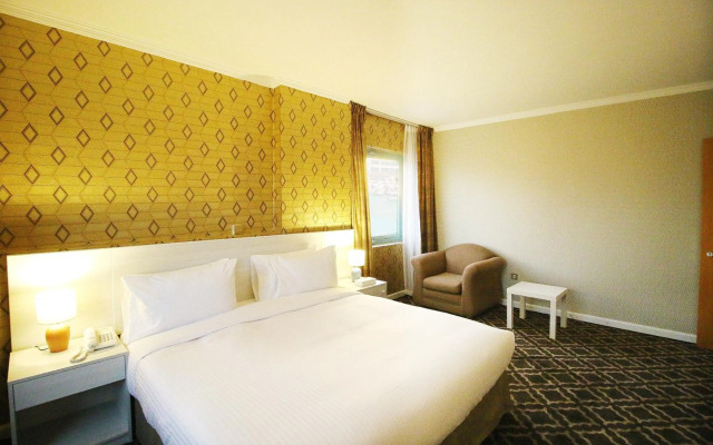 The George Hotel