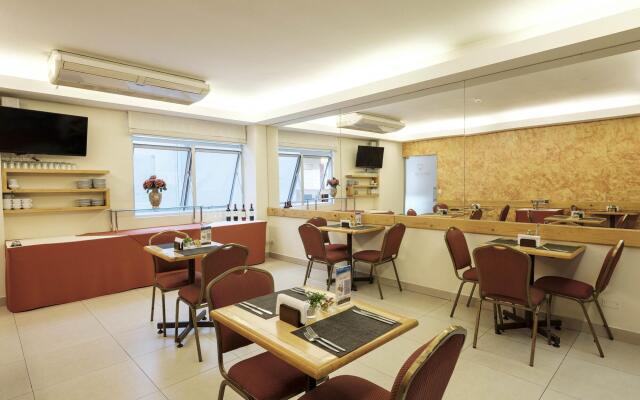 Qorianka Hotel