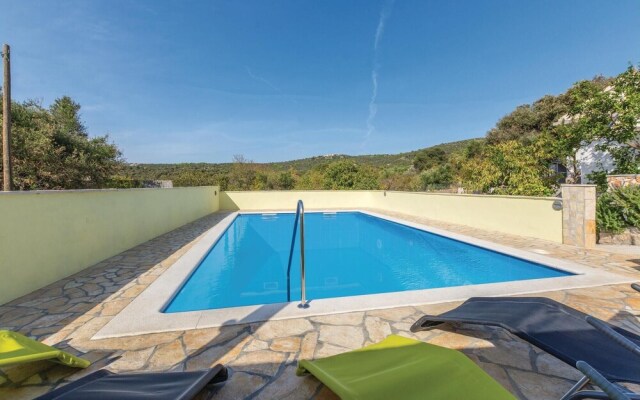 Amazing Home in Vinisce With Wifi and 2 Bedrooms