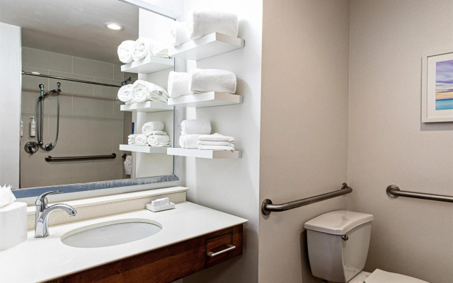 Hampton Inn Charleston - Daniel Island