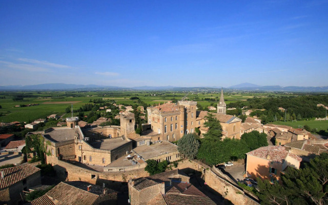 Chateau De Rochegude