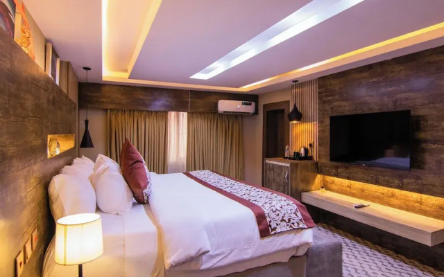The Mastadon Apartment