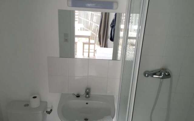 Studio in Rivedoux-plage, With Pool Access, Enclosed Garden and Wifi -