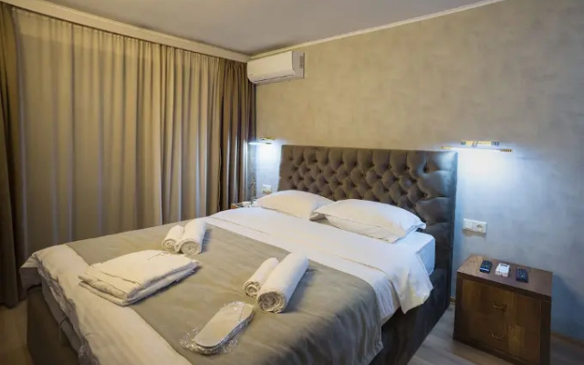 Hotel 9 rooms