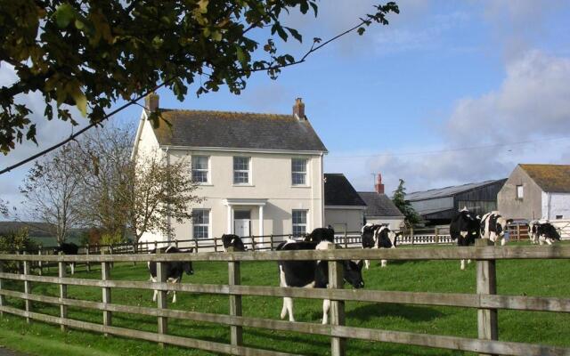 Glascoed Farmhouse