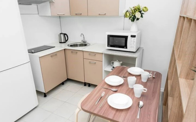 AHause на проспекте Космонавтов 11а