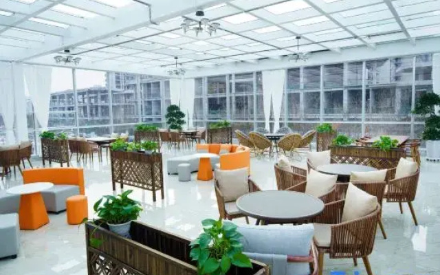 Xining Golden Altitude 2200 Qinghai-Tibet Plateau Wellness Center