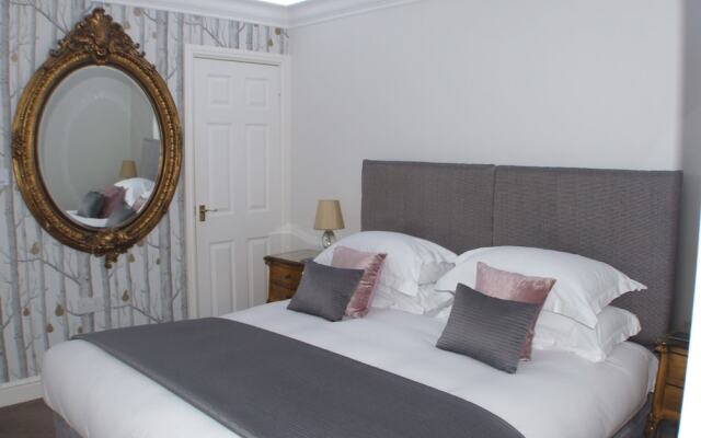 Tides Reach Guest House