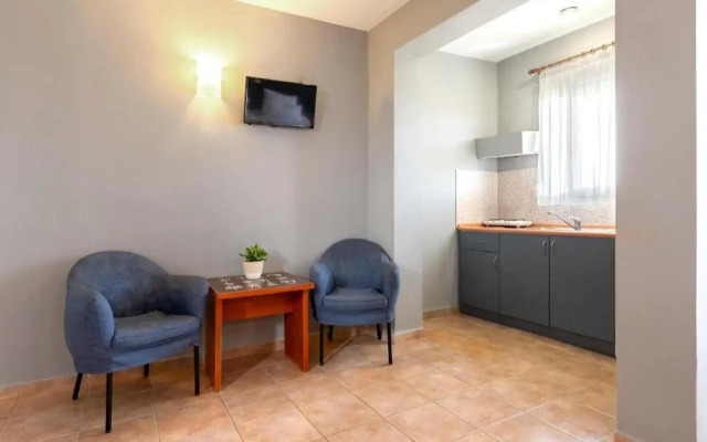Ampelia Hotel