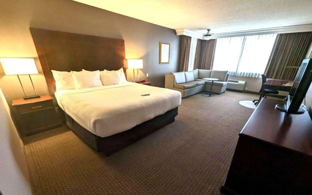 Best Western Plus Kelly Inn