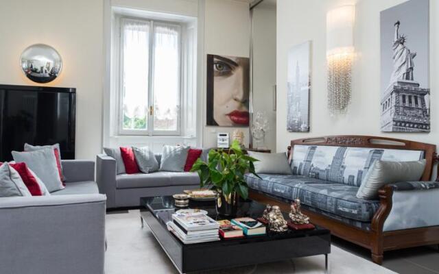 Triplex Lux Ennio