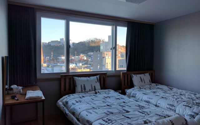 Backpackers in Yeosu - Hostel