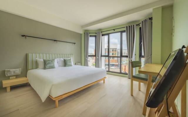 Chamemon Bed Phuket Town