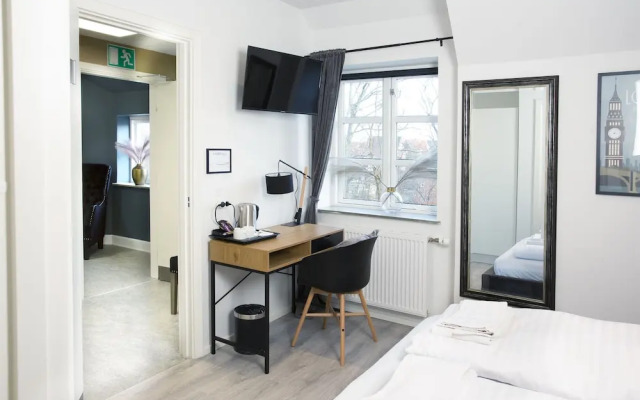 Hotel City