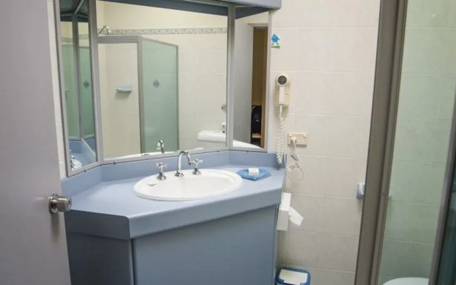 Best Western Palm Court Motor Inn