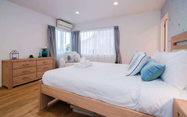 Windsor Park Spacious & Modern 3 bedrooms House