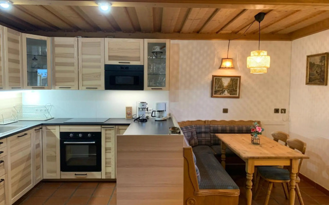 Lilly Chalet- Apartments with private sauna, close to ski lifts