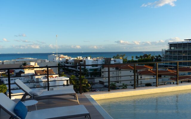 The Boat by Andiani Travel