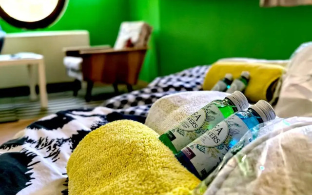 4 Rooms