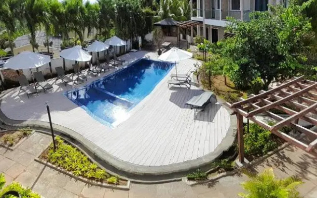 Isla Holiday Home