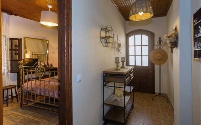 Maria's Countryside House
