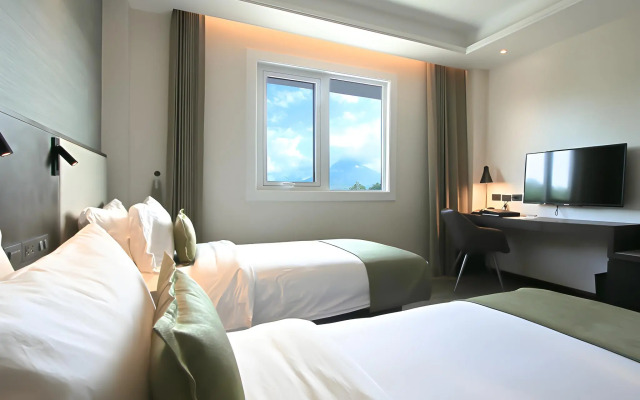 The Marison Hotel