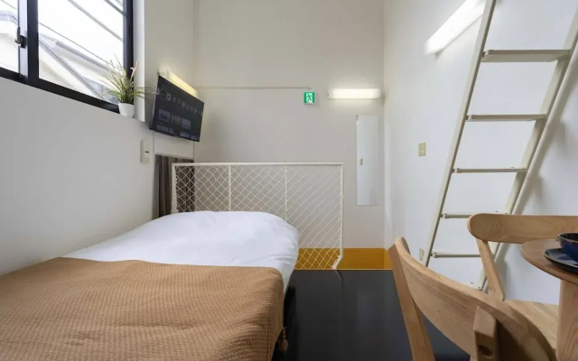 House Hotel nakano TNA