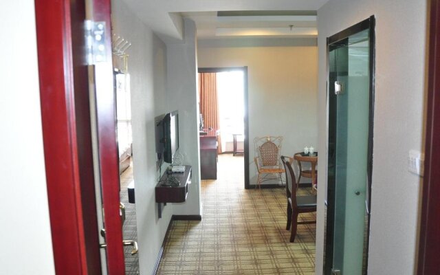 Huashan Jin Feng Business Hotel