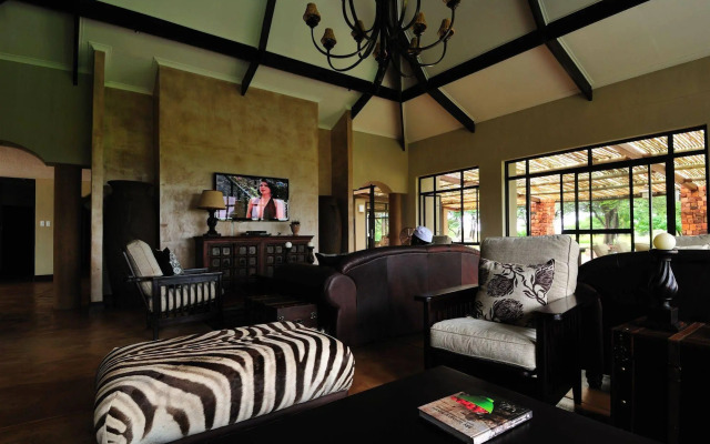 Otjiwa Safari Lodge