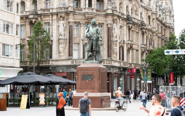 B&B HOTEL Antwerpen Centrum