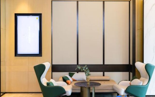 Atour Hotel Zhuhai Gongbei Fuhuali Huanyucheng