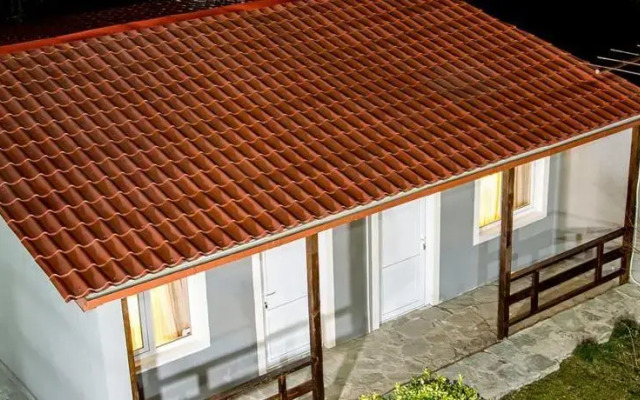 Hotel Hilltop