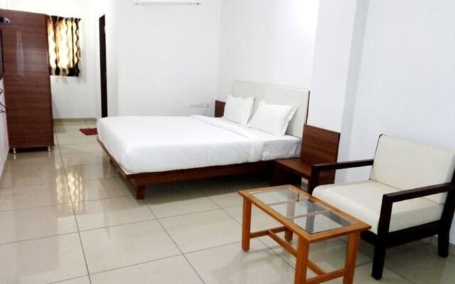Hotel Ashray Inn Express