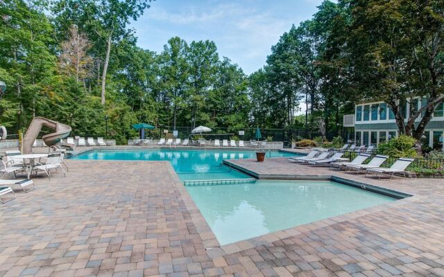 Million Dollar View - Four Bedroom Cabin