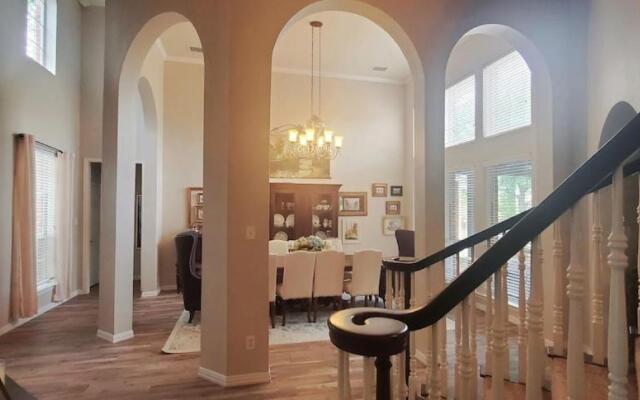 Mckinney Villa Luxury resort-style home near Dallas