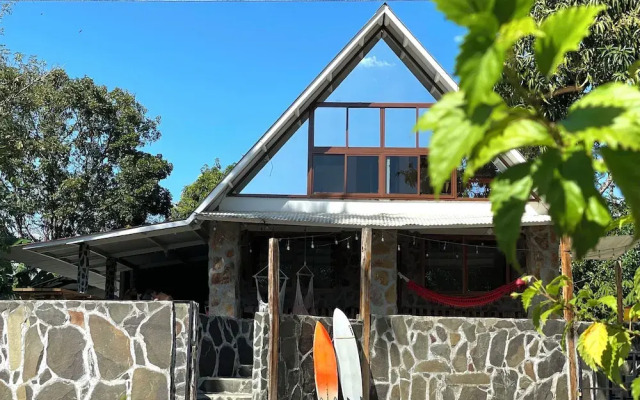 La Chamba Surf House