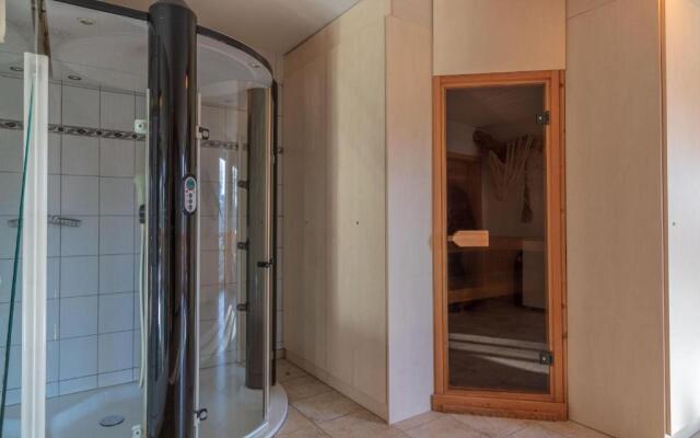 Whg-3-Falkenturm-Ferienhaus-Am-Boddenufer-Buschvitz