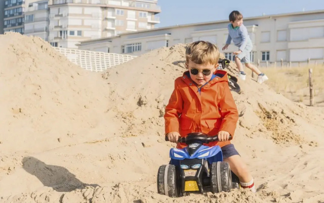 Belcasa Beach Suites & Lofts