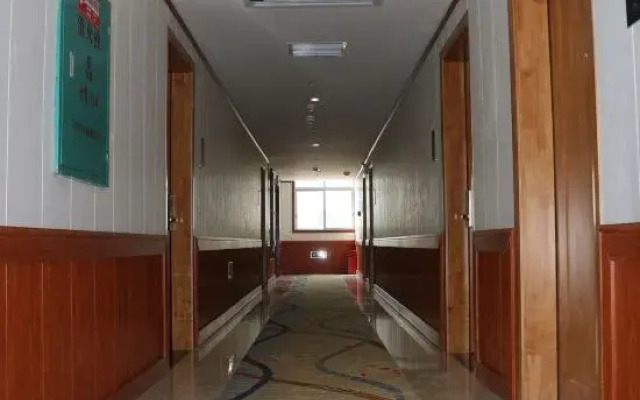 Balidao Holiday Hotel (Hezhou College)